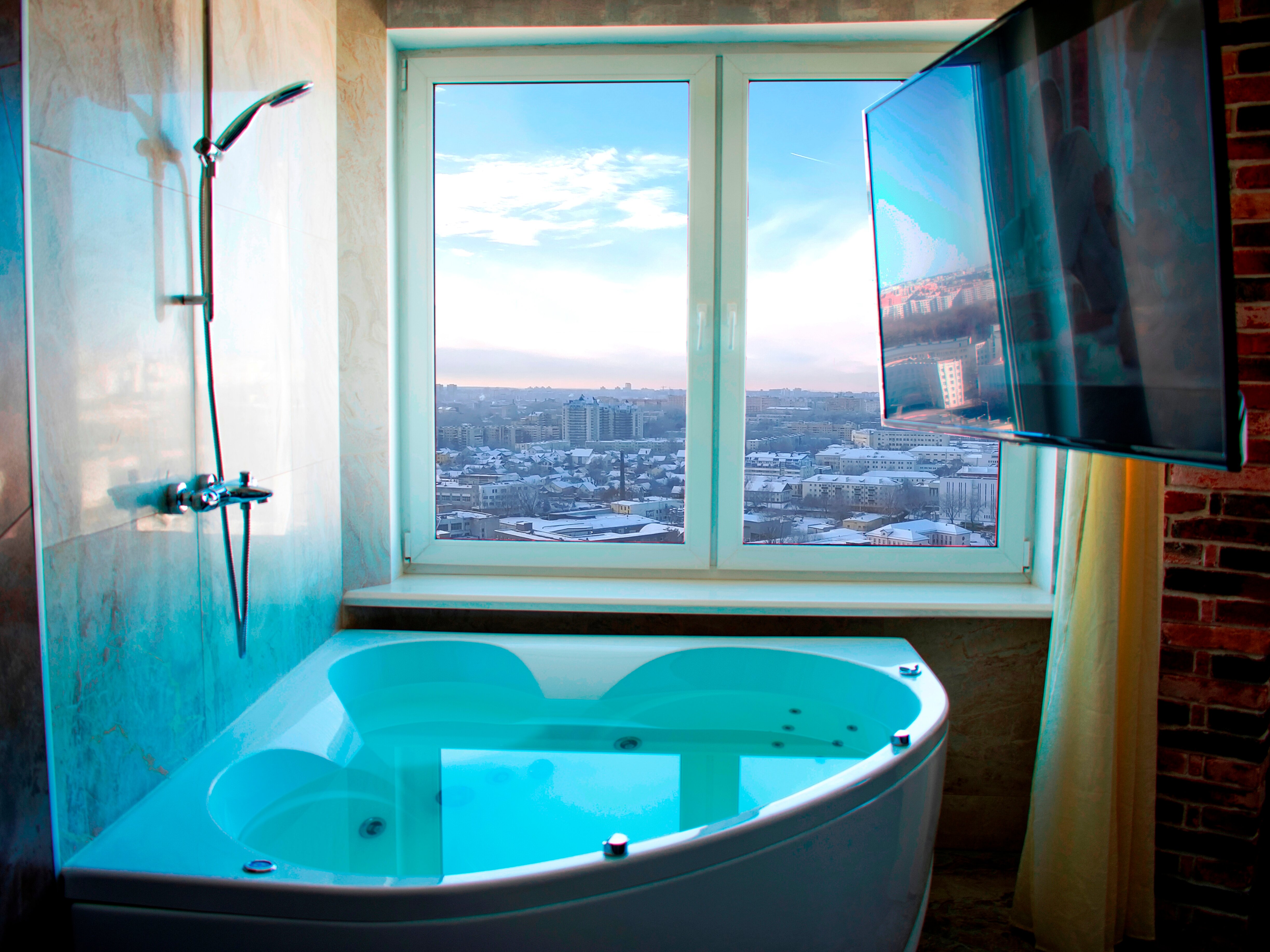 Фото Jacuzzi Kaskad ApartComplex