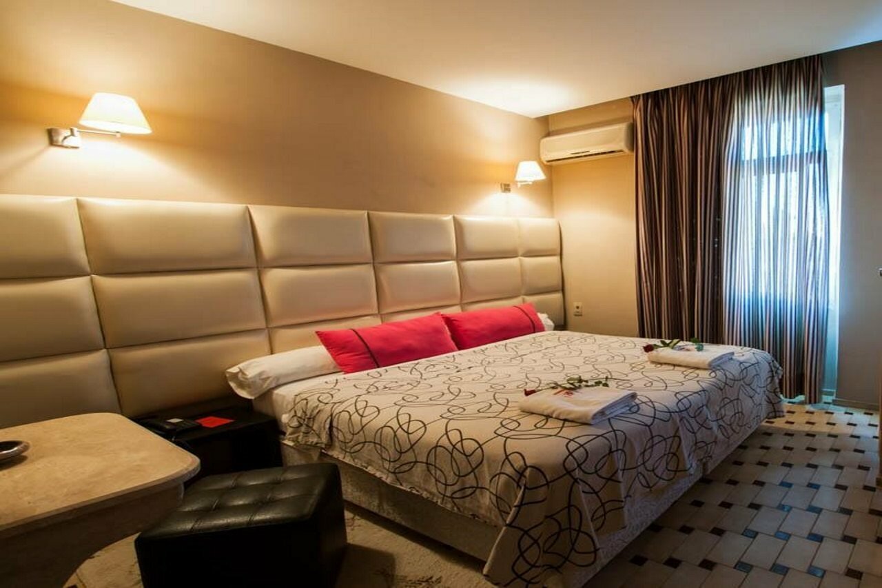 Фото Hotel De La Paix