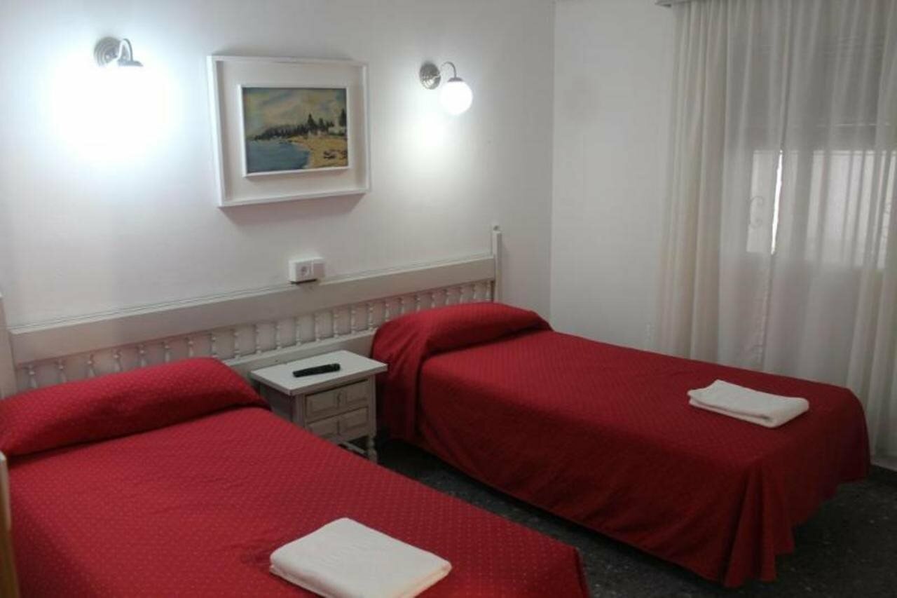 Фото Hostal Paco Marbella