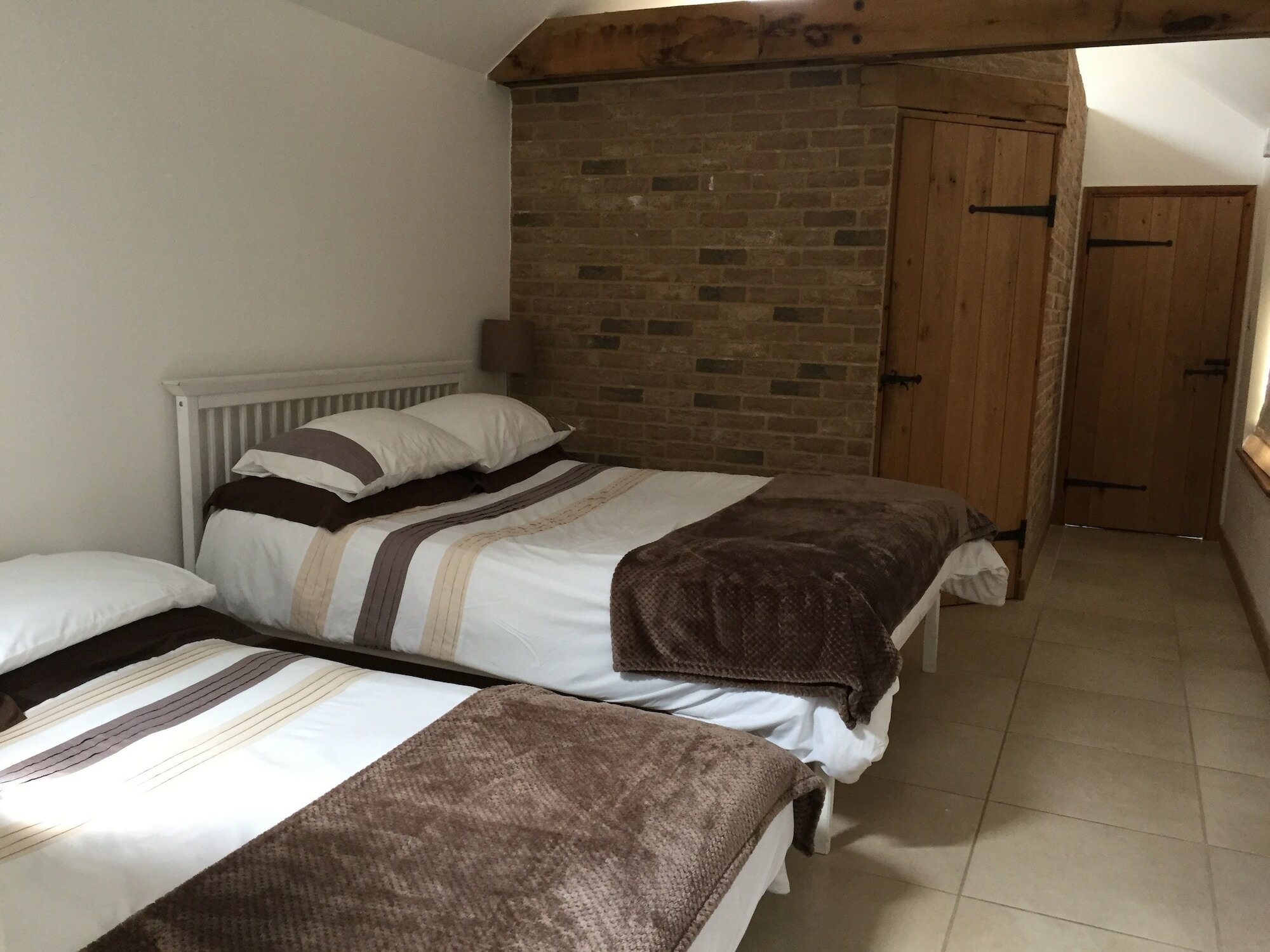 Фото Appletree Cottages