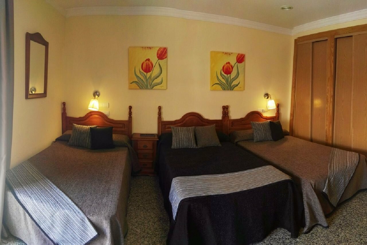 Фото Hotel Reyesol