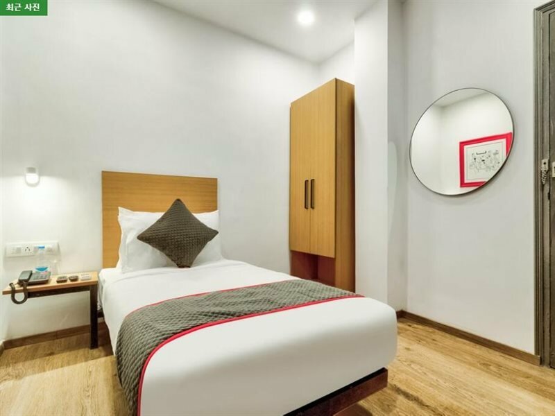 Фото Hotel Akash Ganga