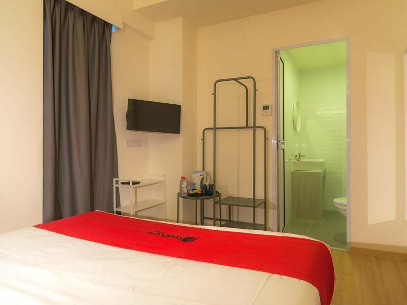 Фото RedDoorz @ Geylang