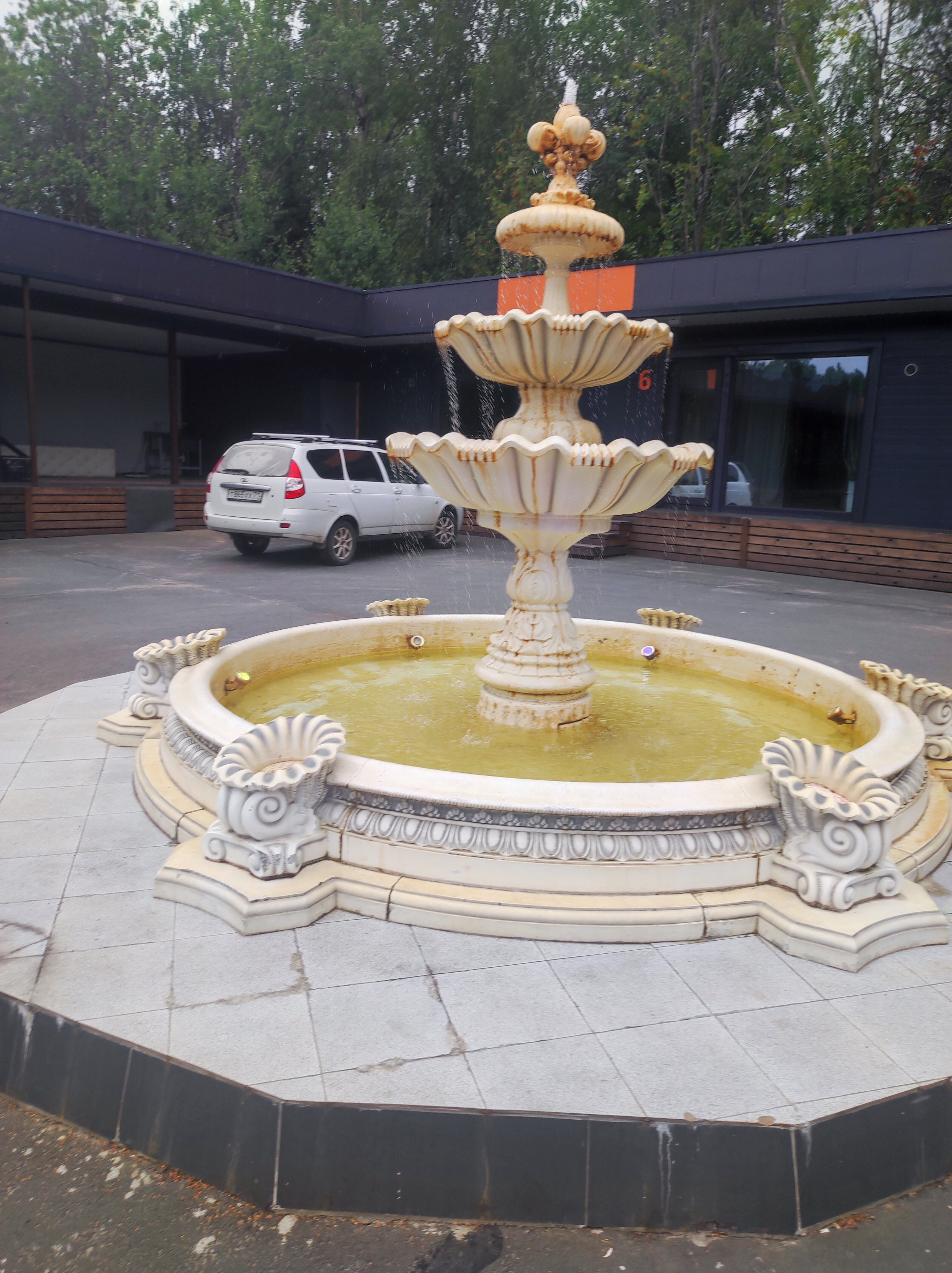 Фото отеля 2