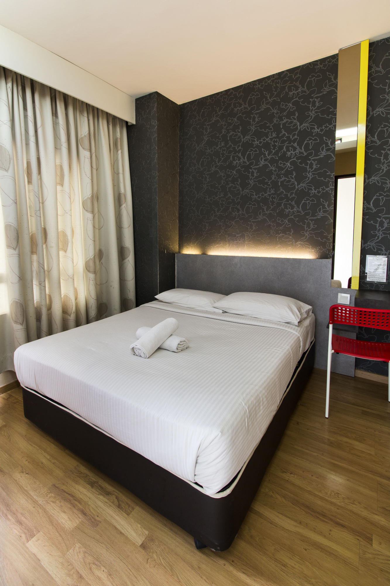 Фото Smile Hotel Wangsa Maju