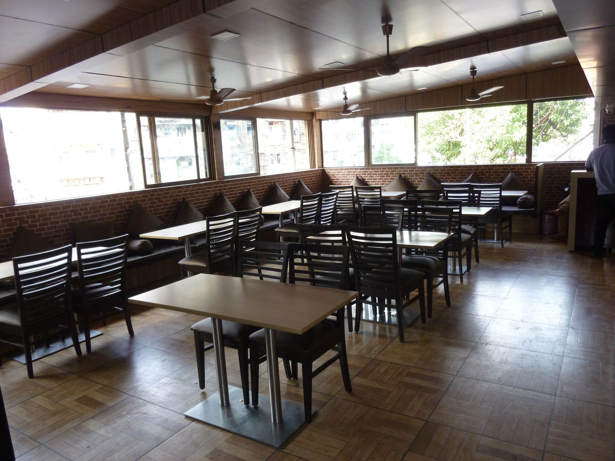 Фото Hotel Orient Palace