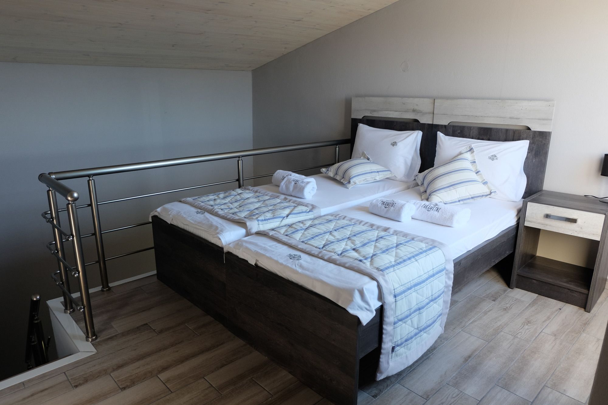 Фото Paramithi Luxury Apartments