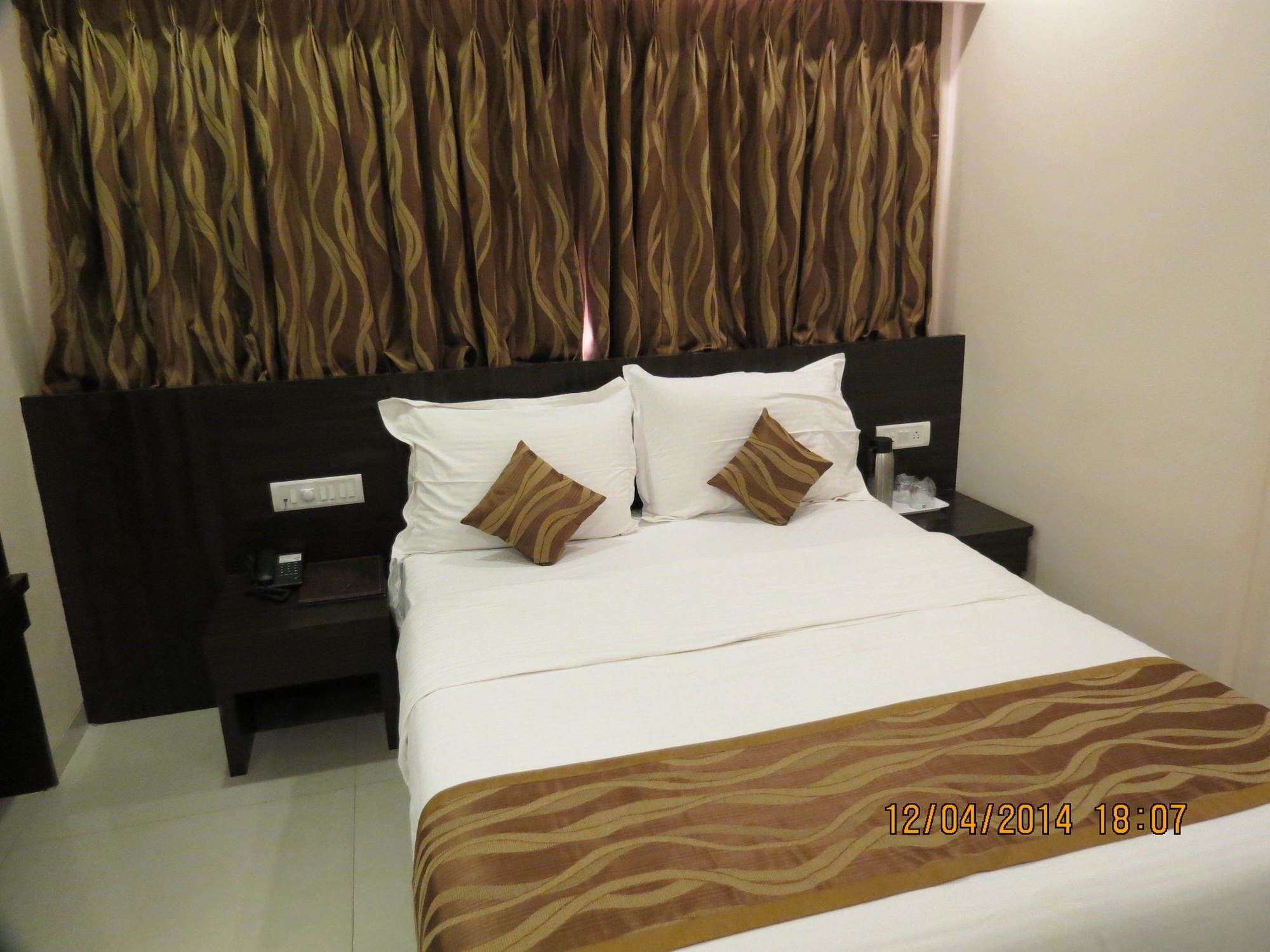 Фото Hotel Sunny International