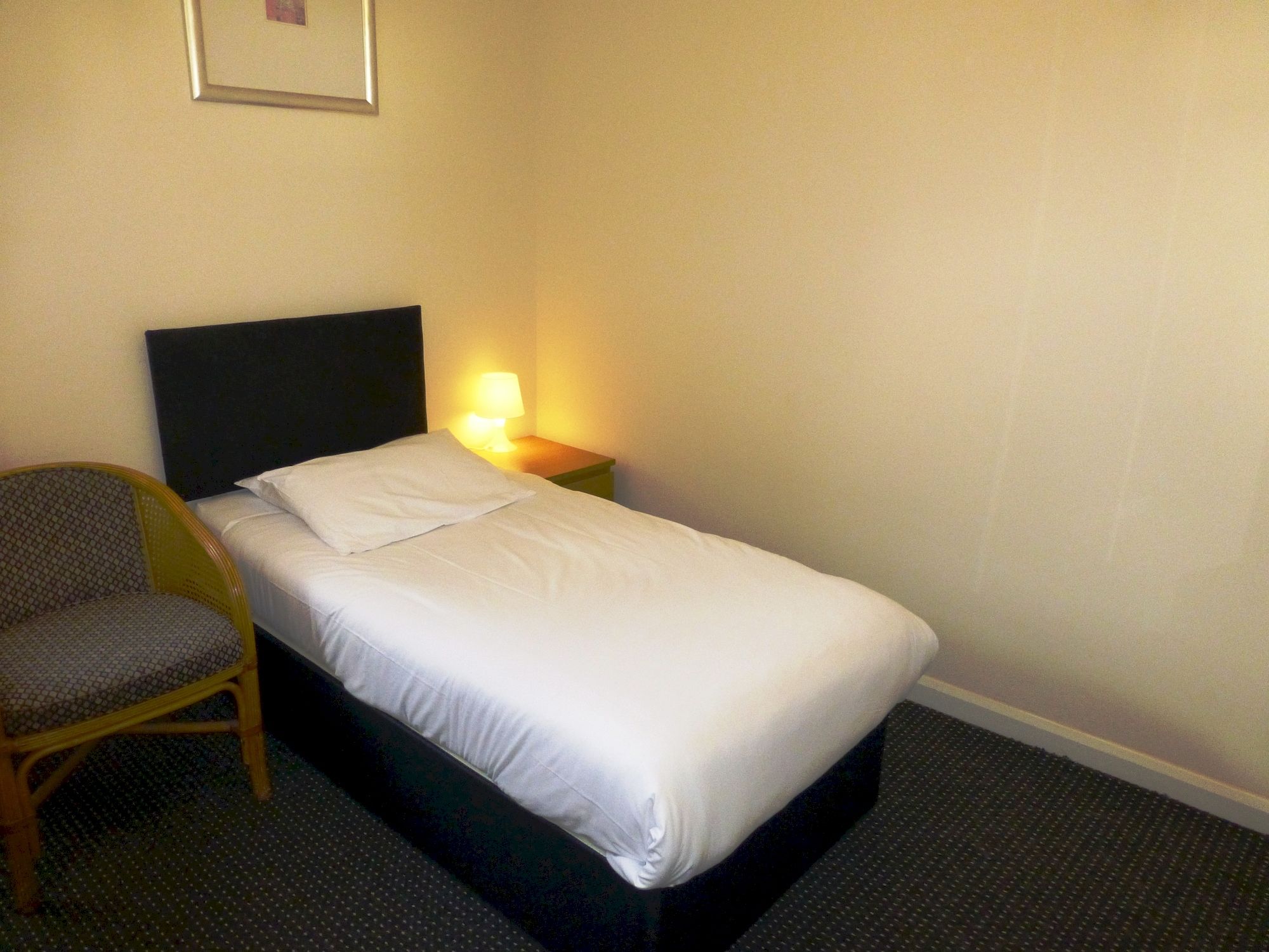 Фото Esplanade Hotel