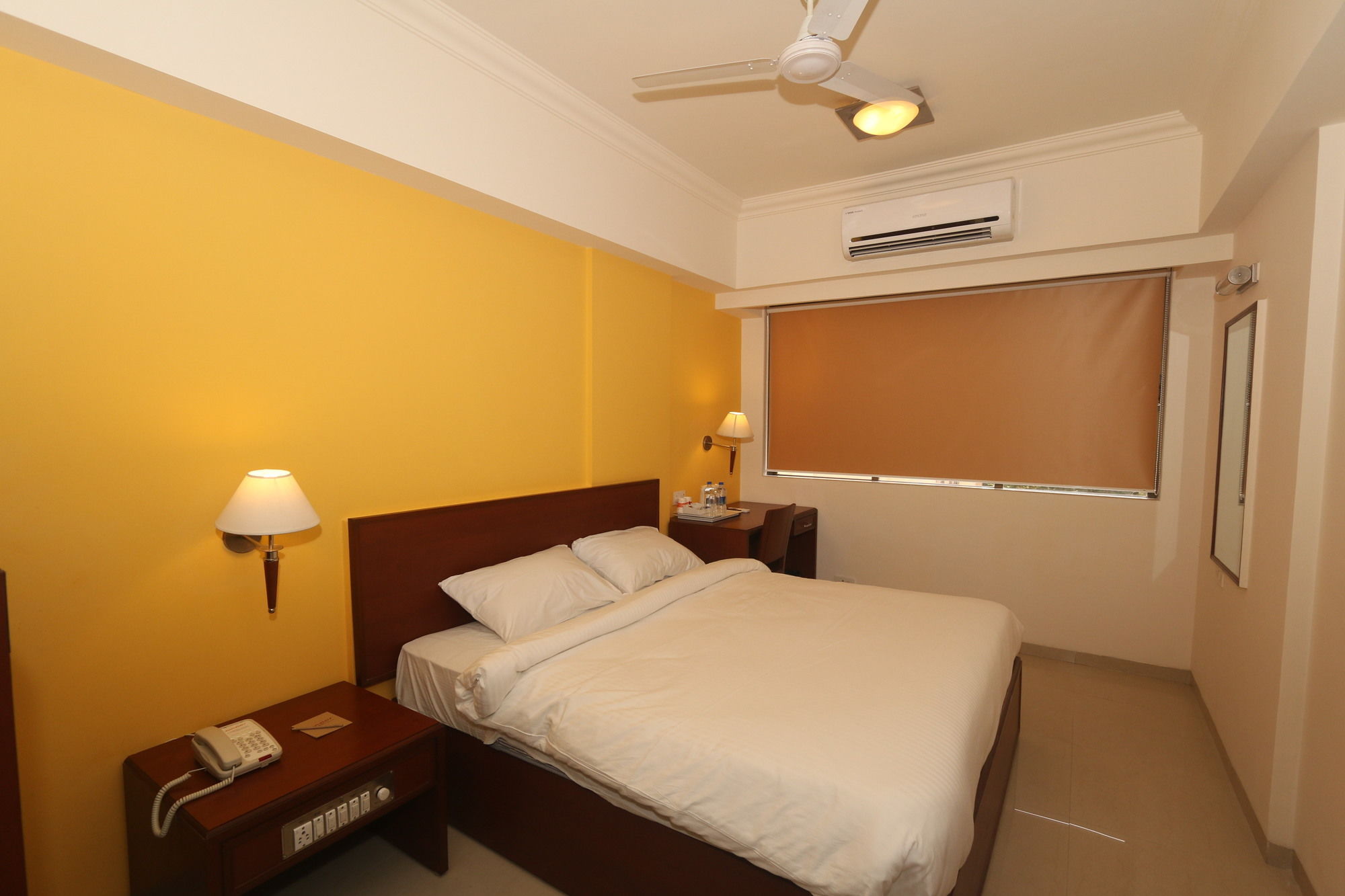 Фото Ginger Hotel Thane