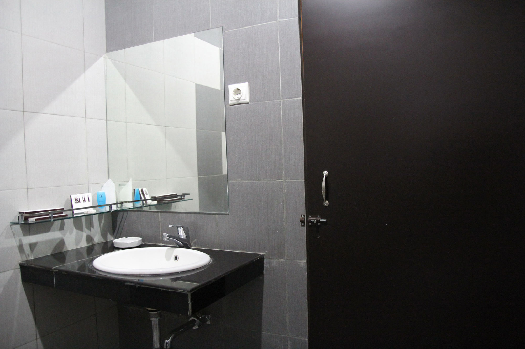 Фото Saka Hotel Medan