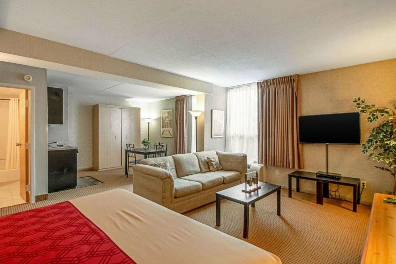 Фото Econo Lodge Metro