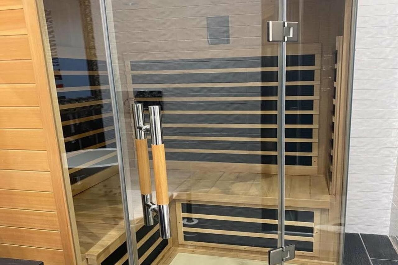 Фото Two Chic Guesthouse