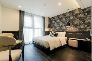 Гостиница The May Hotel