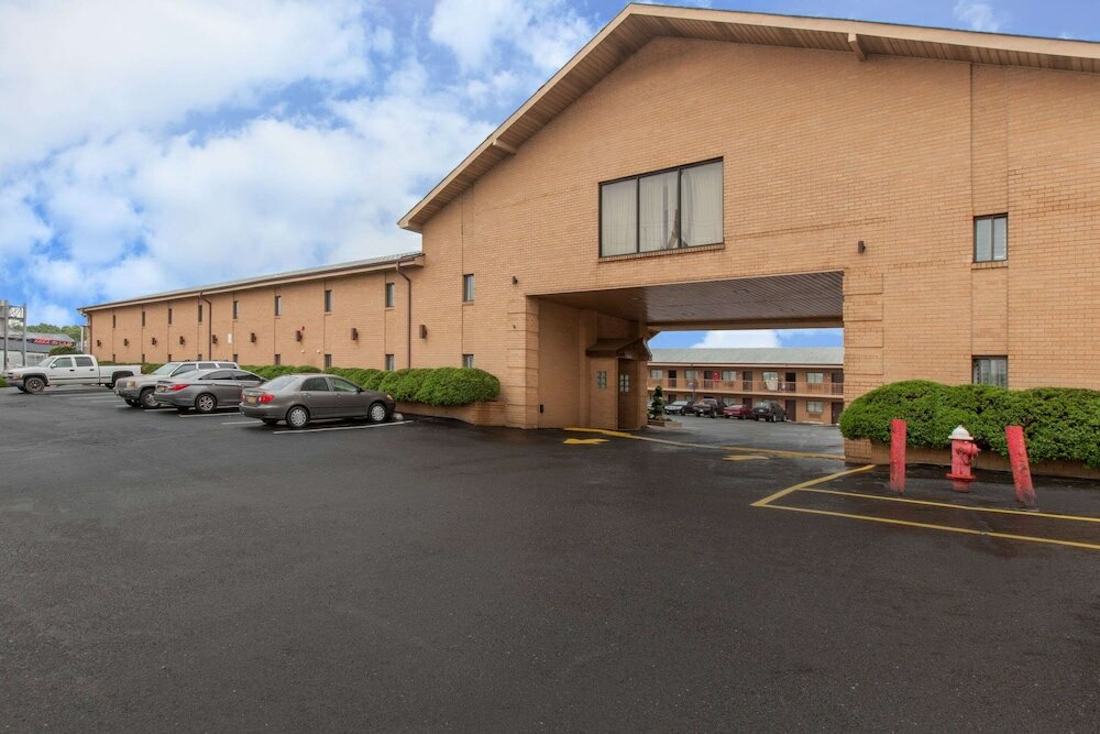 Фото Knights Inn South Amboy