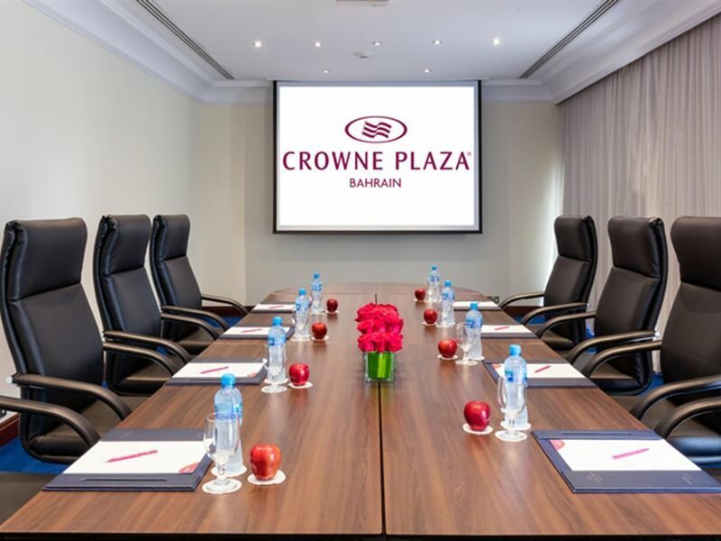 Фото Crowne Plaza Bahrain