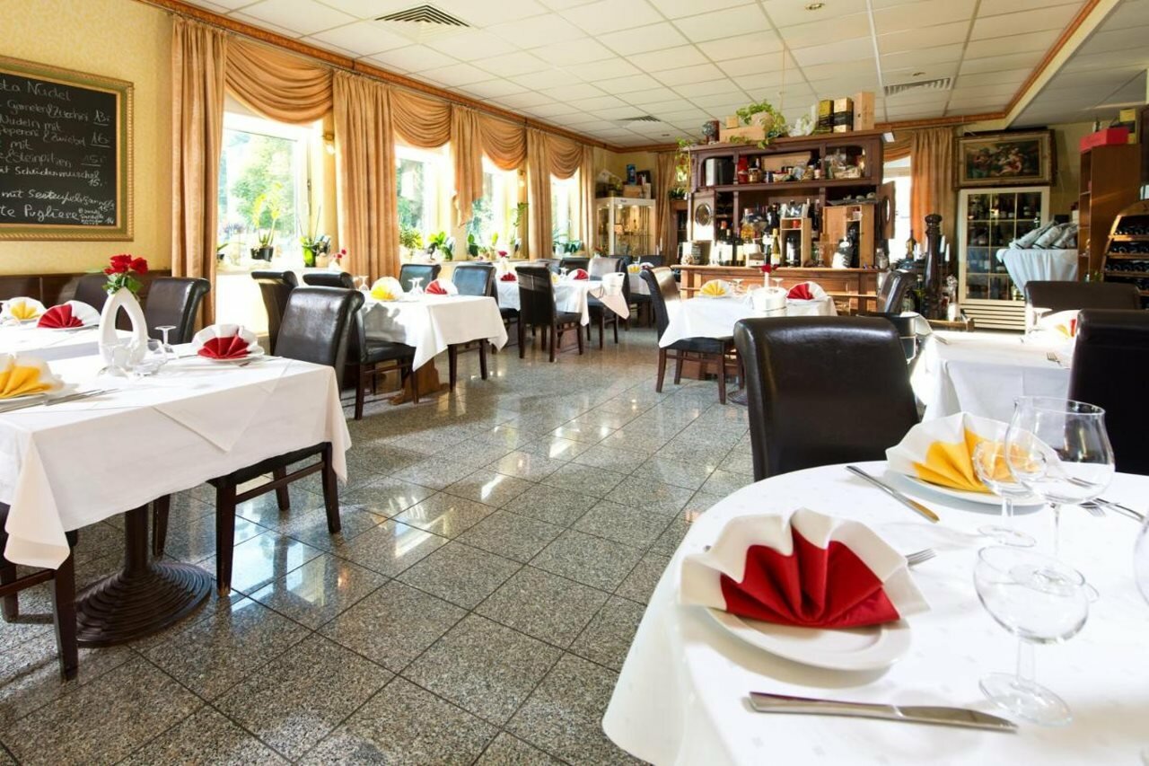 Фото Achat Hotel Monheim am Rhein