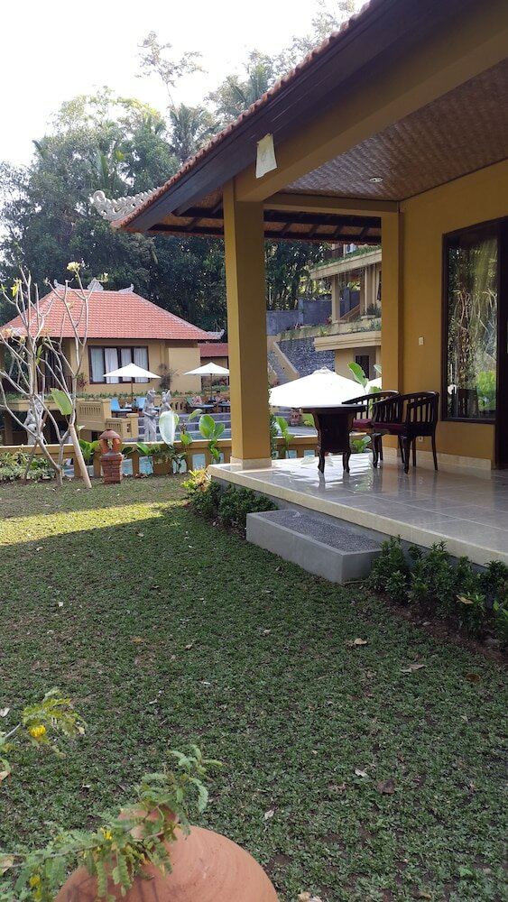 Фото Sri Aksata Ubud Resort