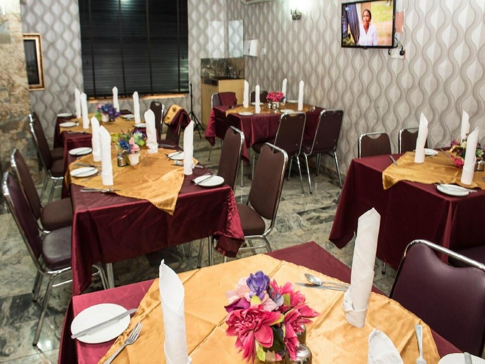 Фото 3J's Hotel Ltd