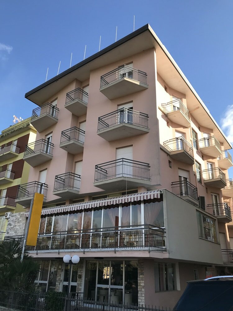 Фото Hotel Naica