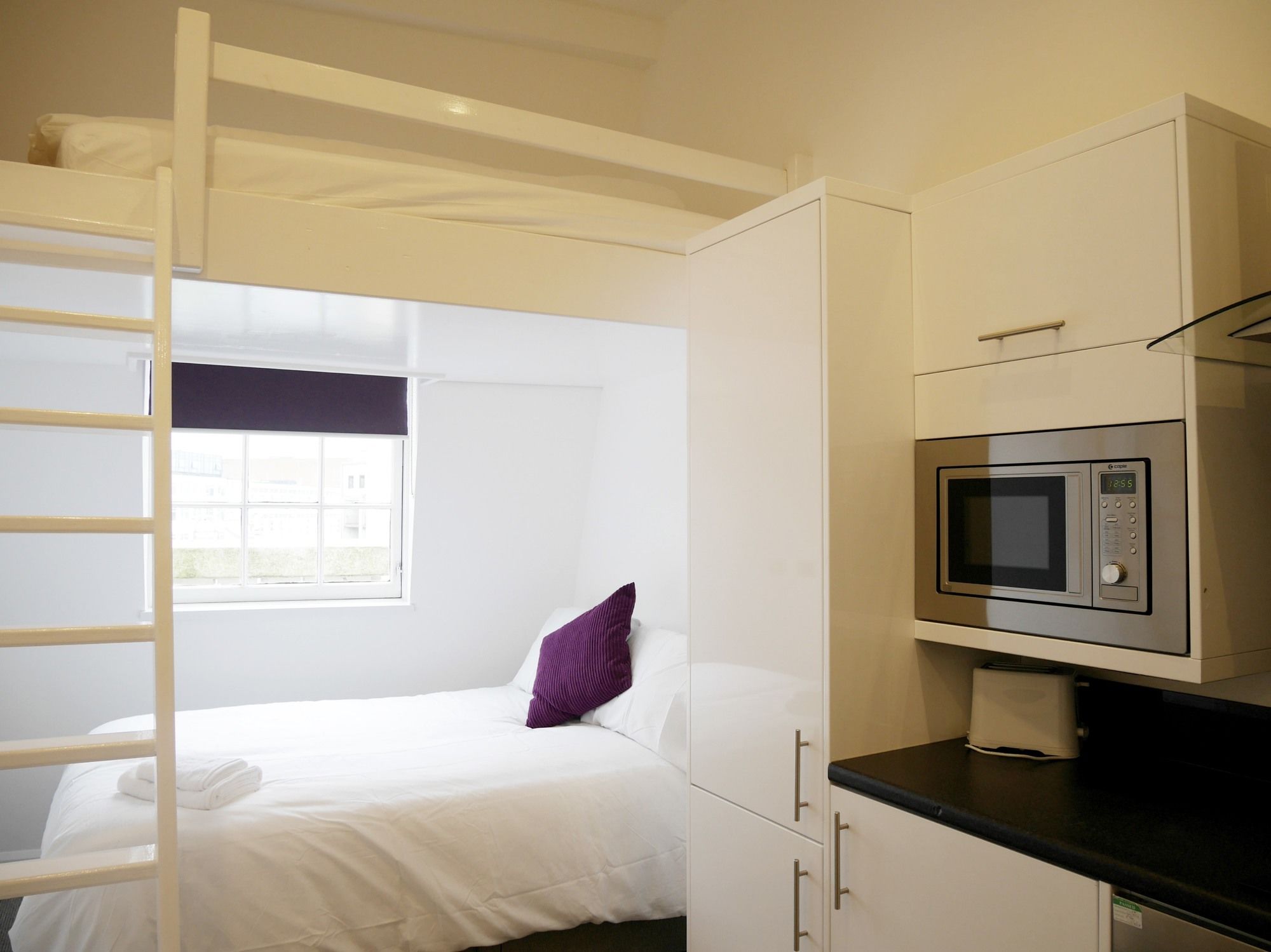 Фото Fox House, Studio Apartments