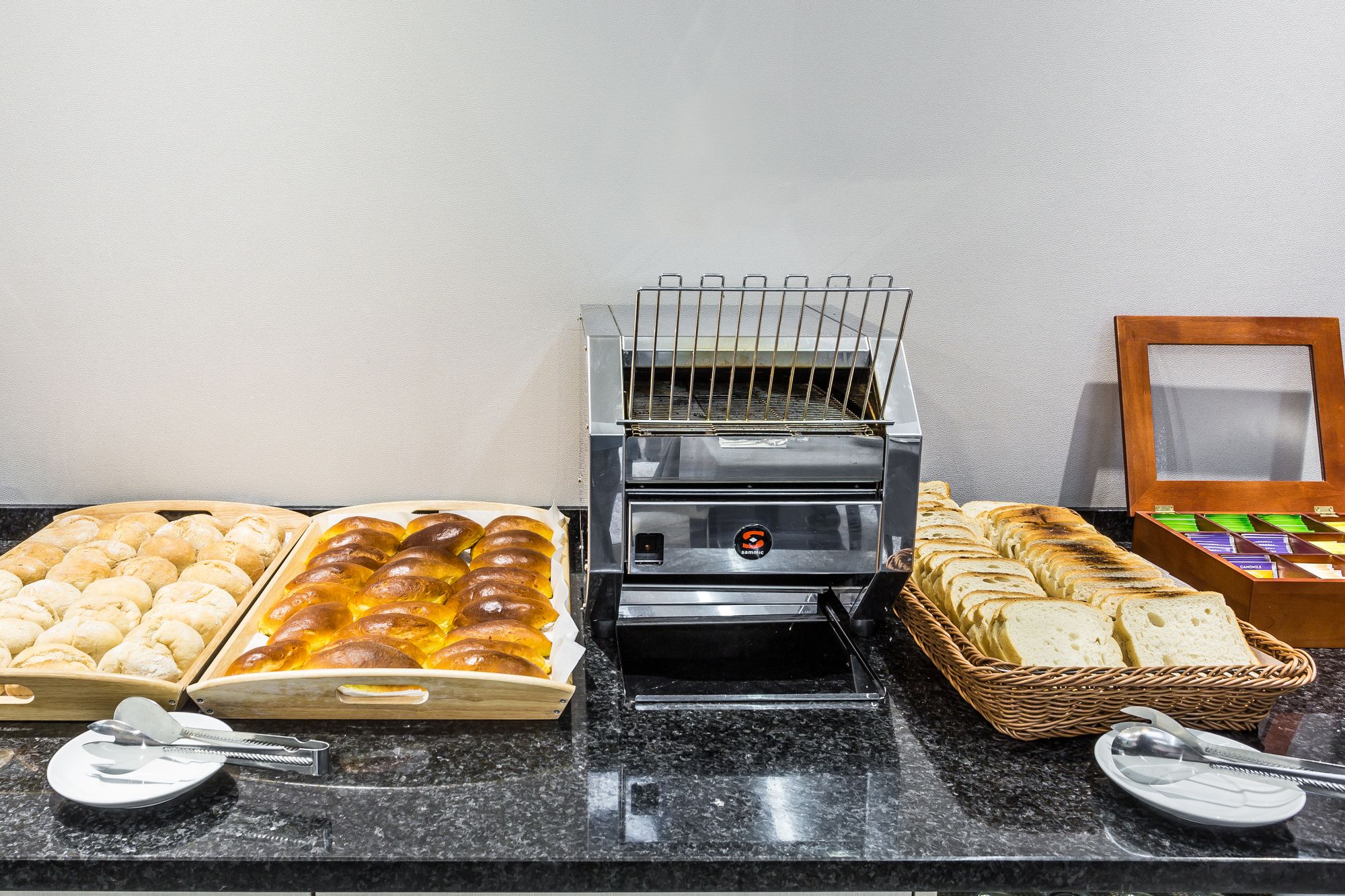 Фото Empire Lisbon Hotel