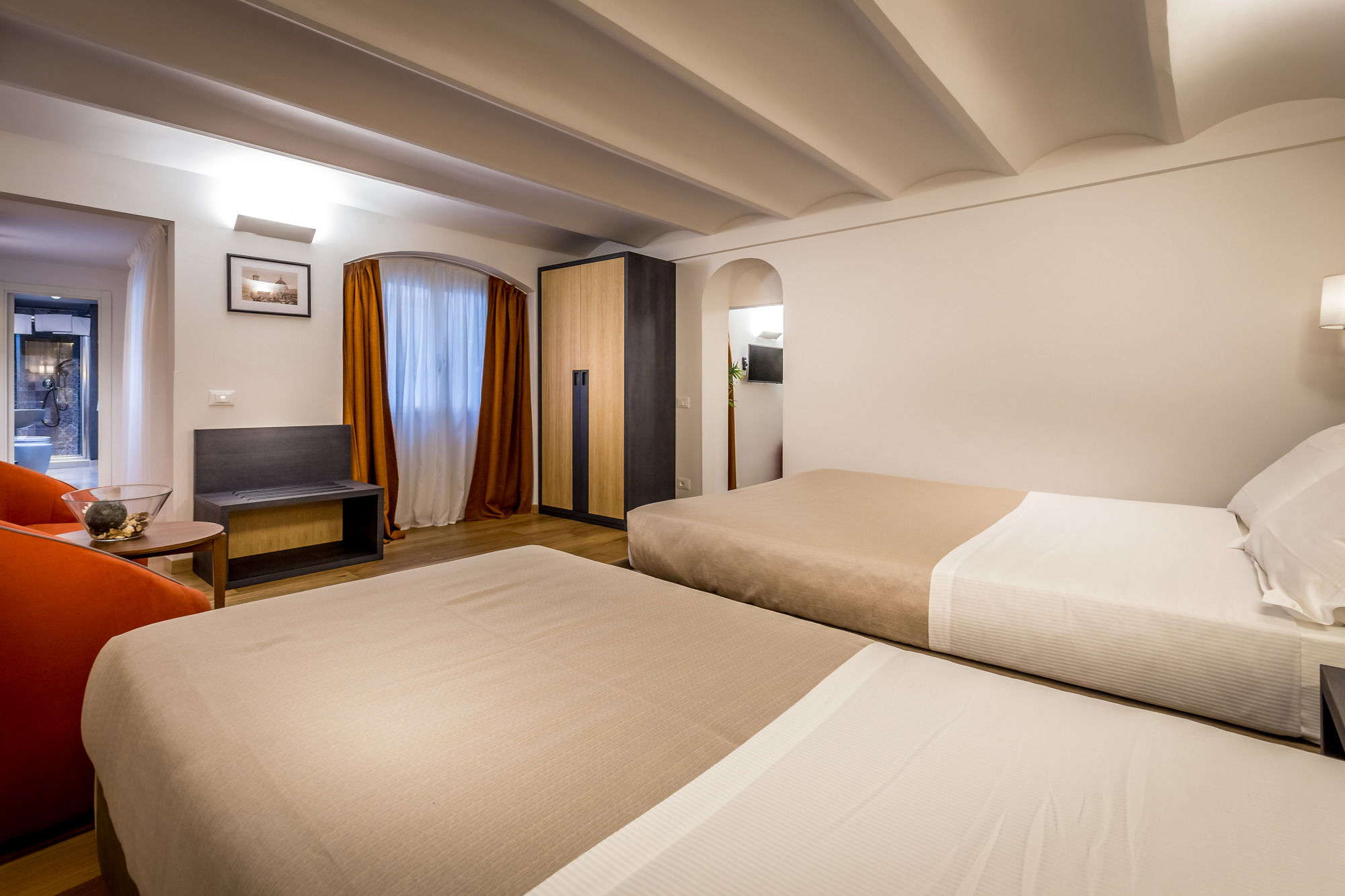 Фото Martelli 6 Suites And Apartments