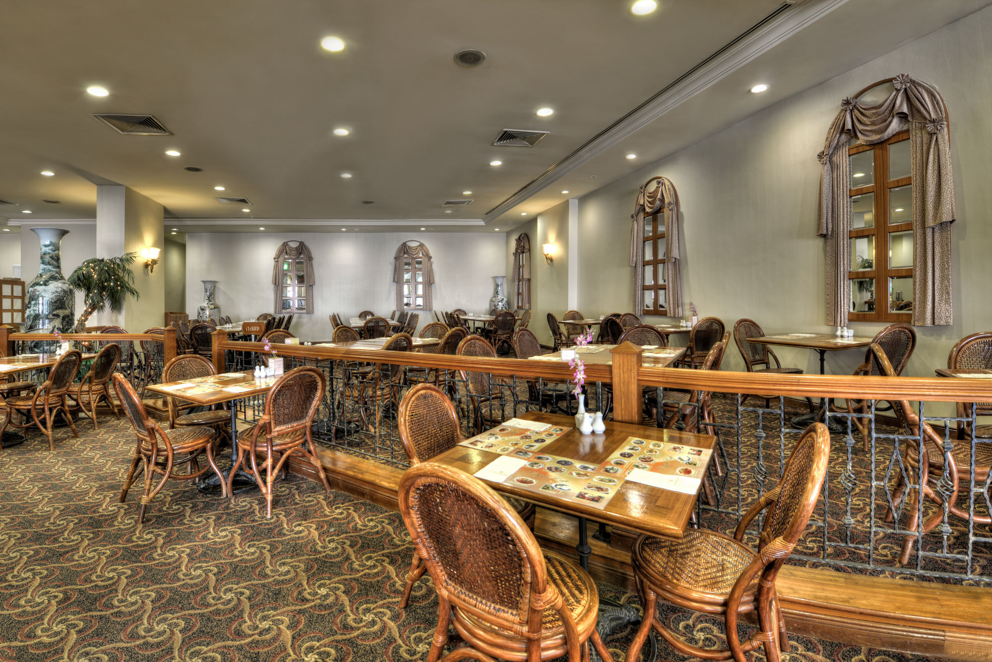 Фото Orchard Grand Court