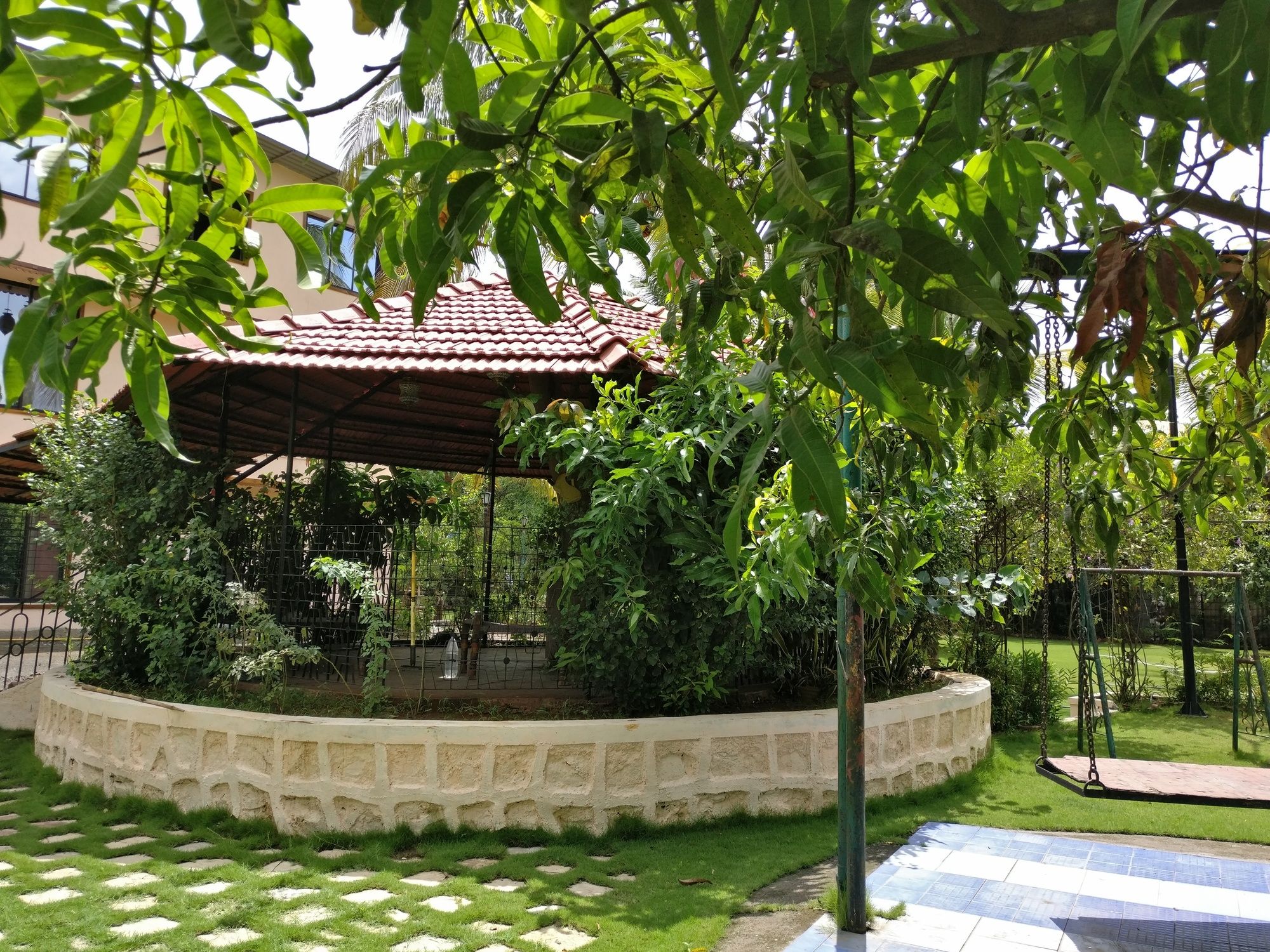 Фото Pushp Vatika Resort & Lawns