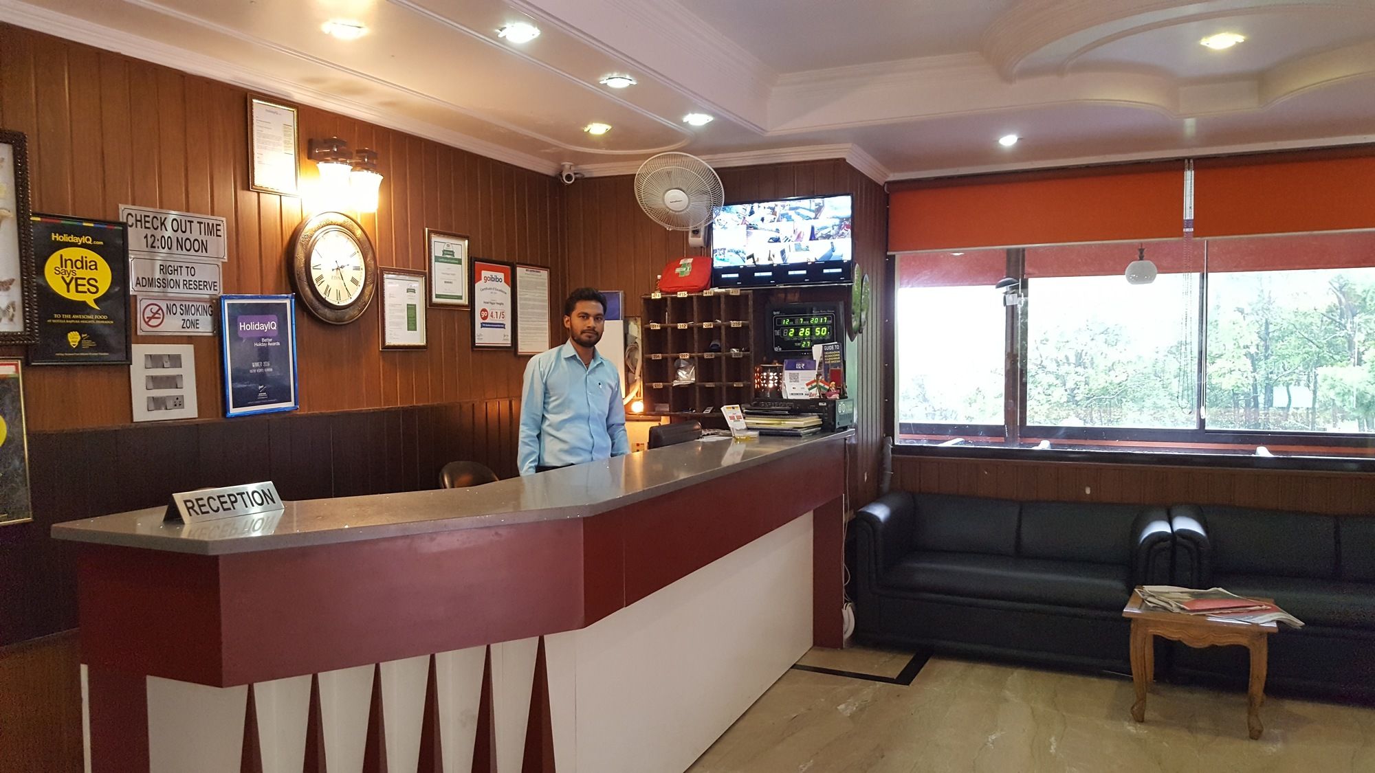 Фото Hotel Rajpur Heights