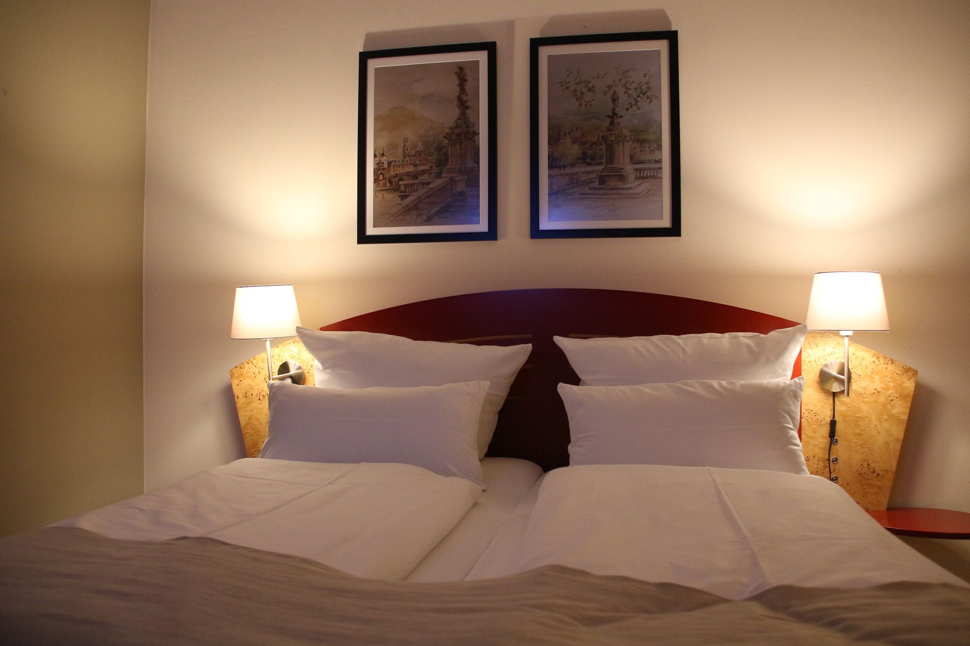 Фото Hotel Zur Alten Brücke