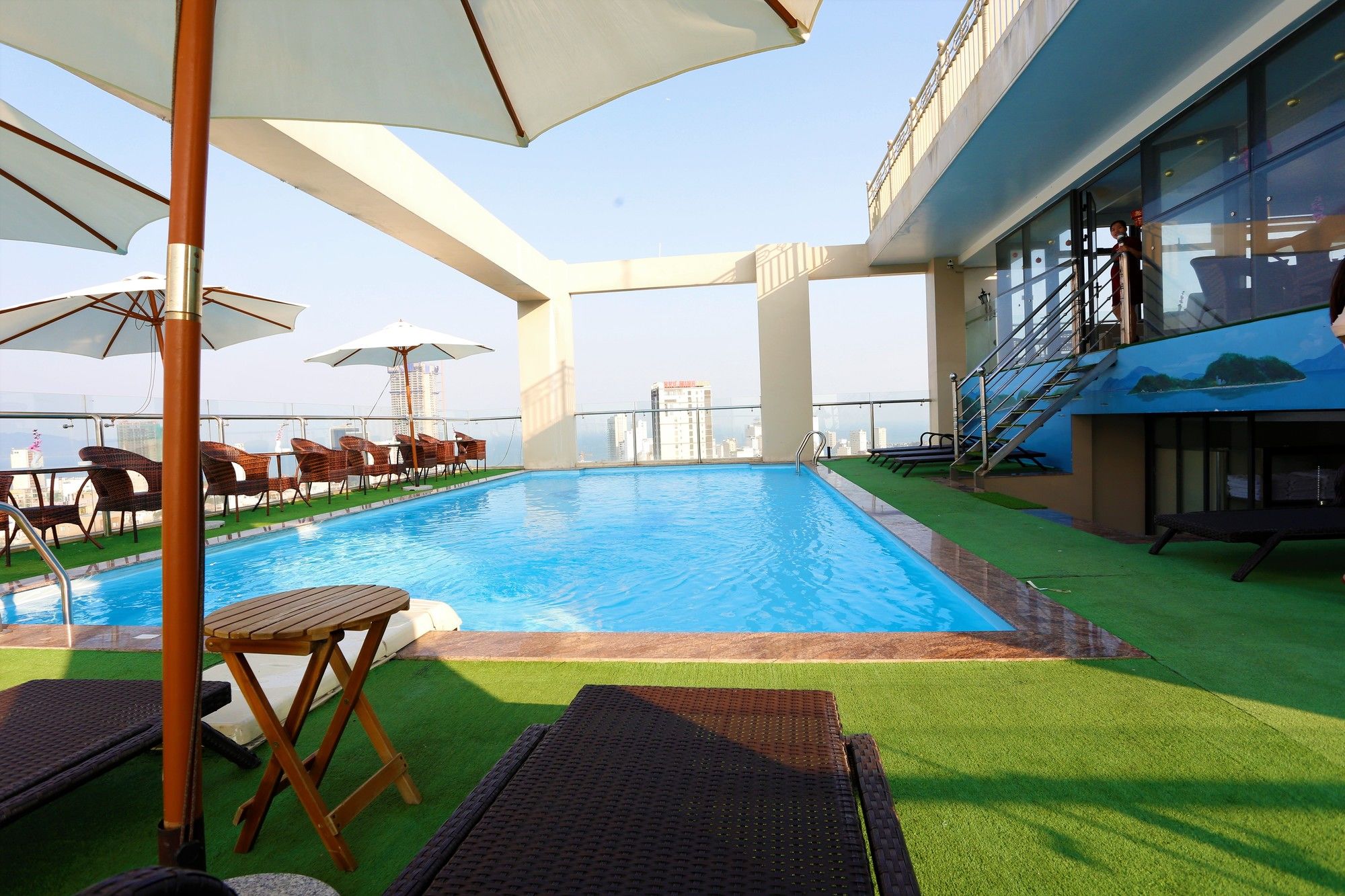 Фото Luxtery Hotel