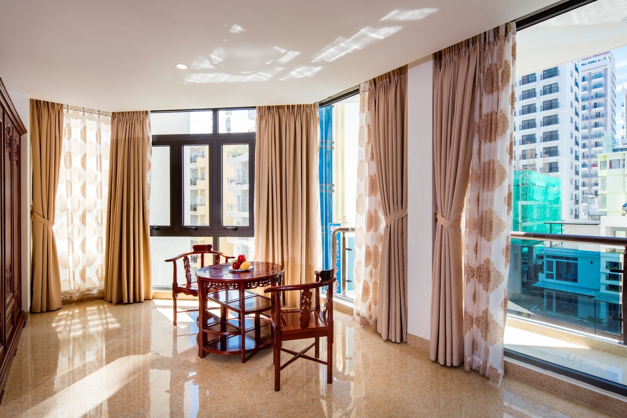 Фото Red Sun Nha Trang Hotel