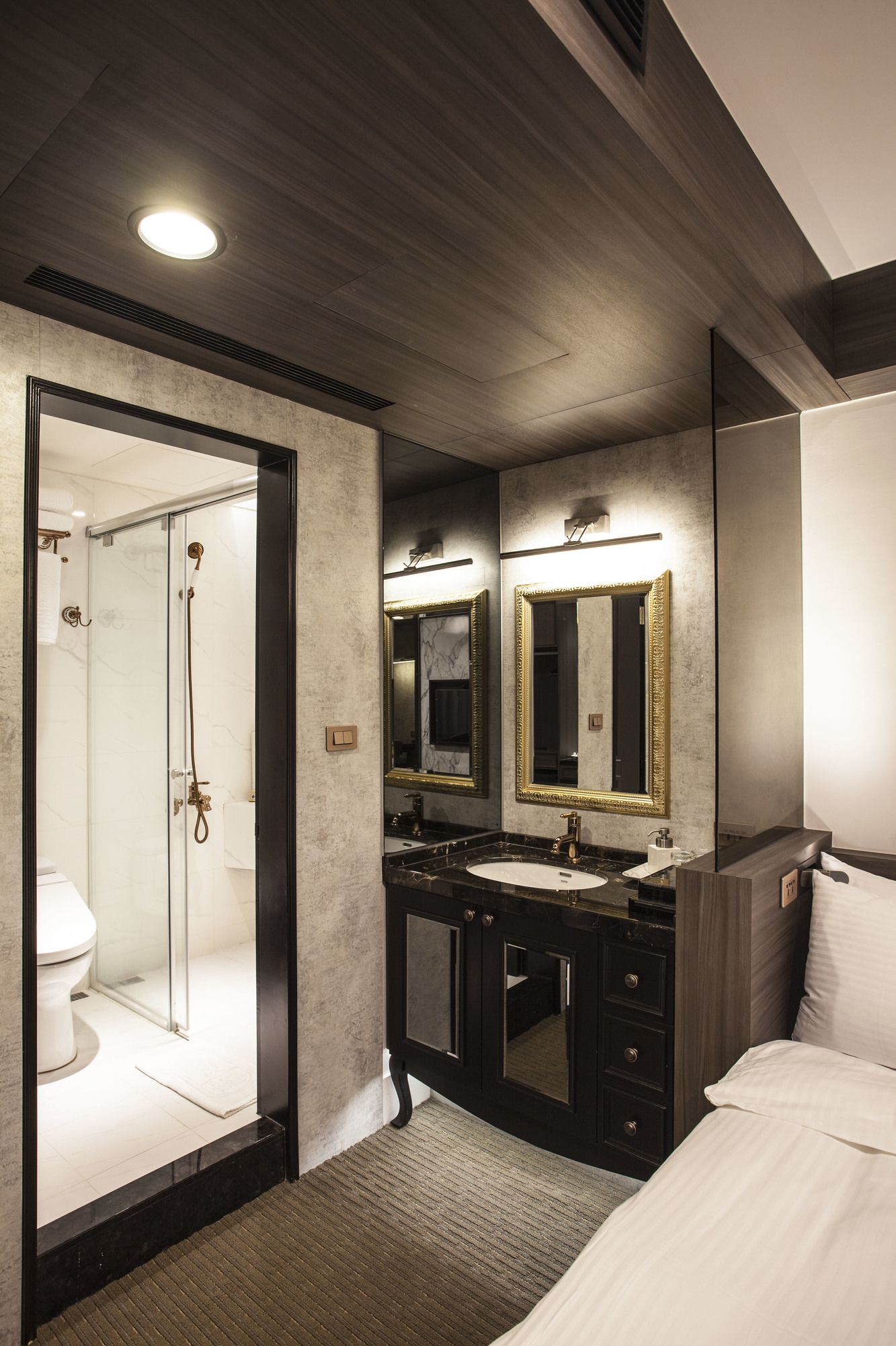 Фото Dream Mansion Hotel