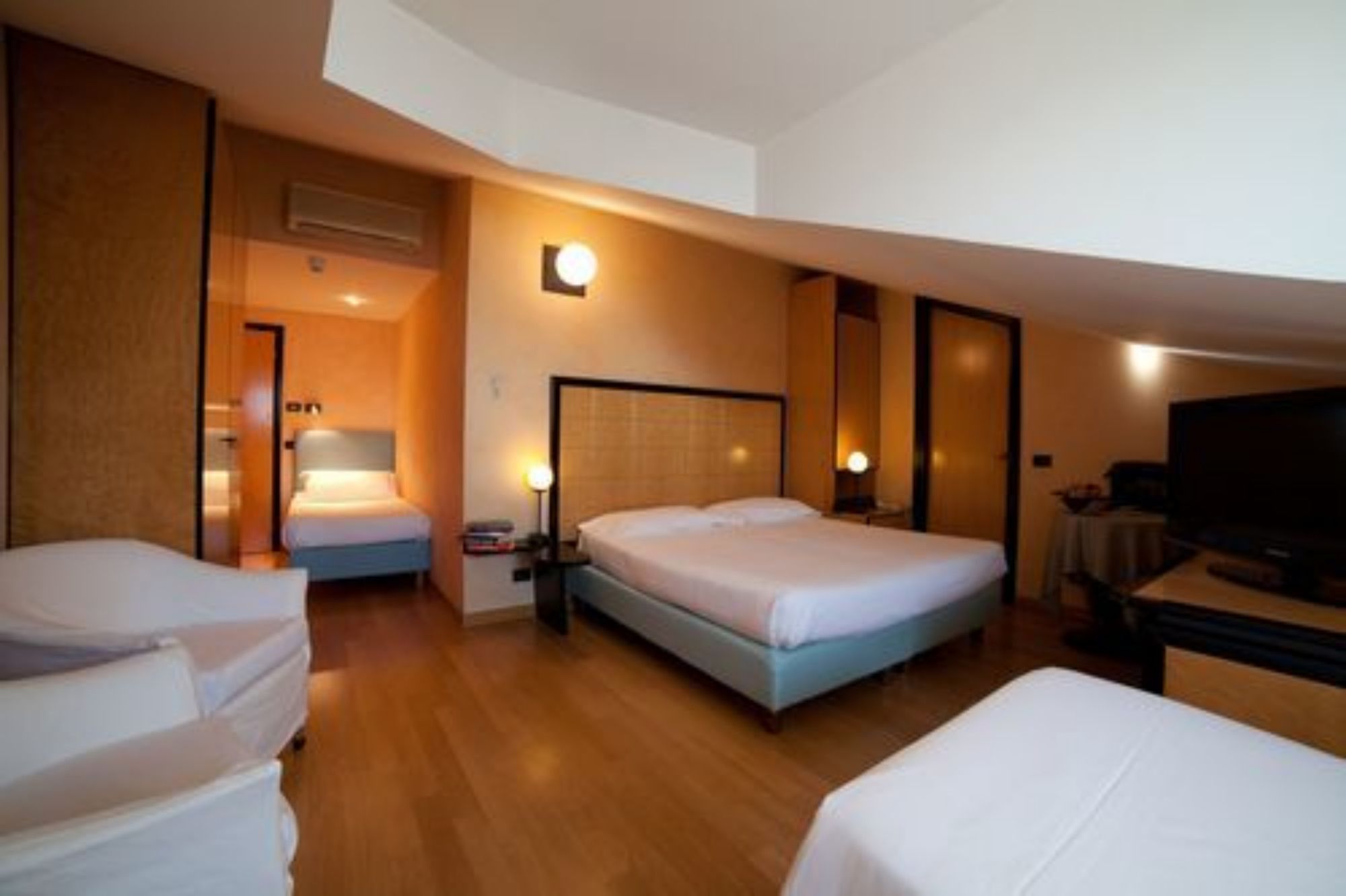 Фото Hotel Ancora