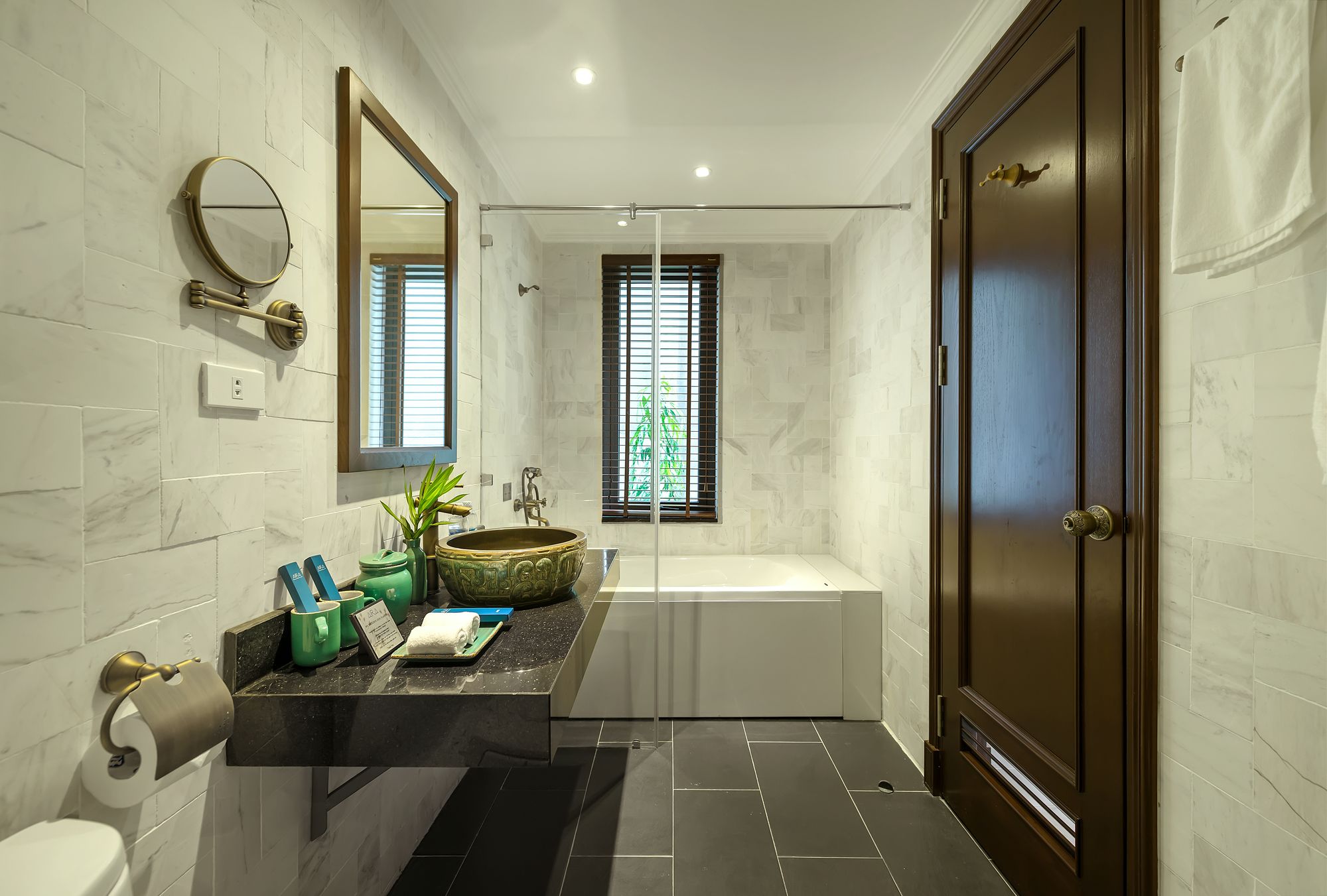 Фото Aira Boutique Hoi An Hotel & Villa