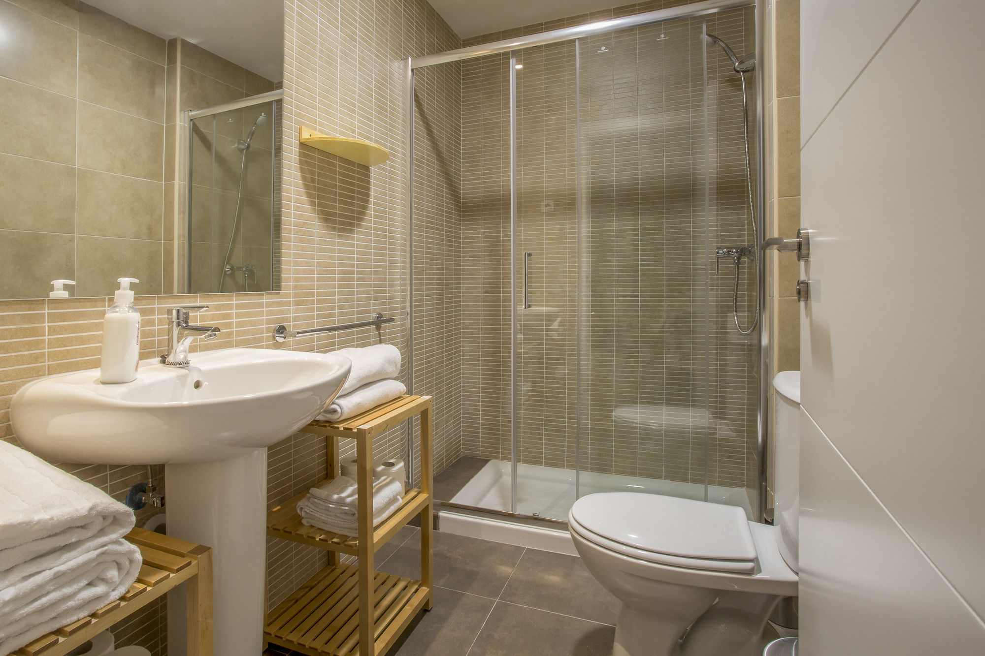 Фото Slow Suites Luchana