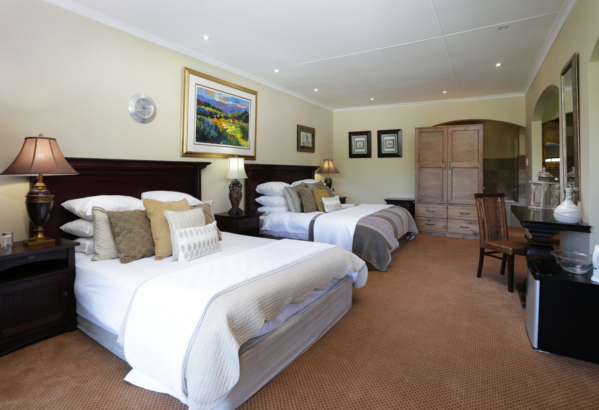 Фото Shangrila Manor - Adults Only