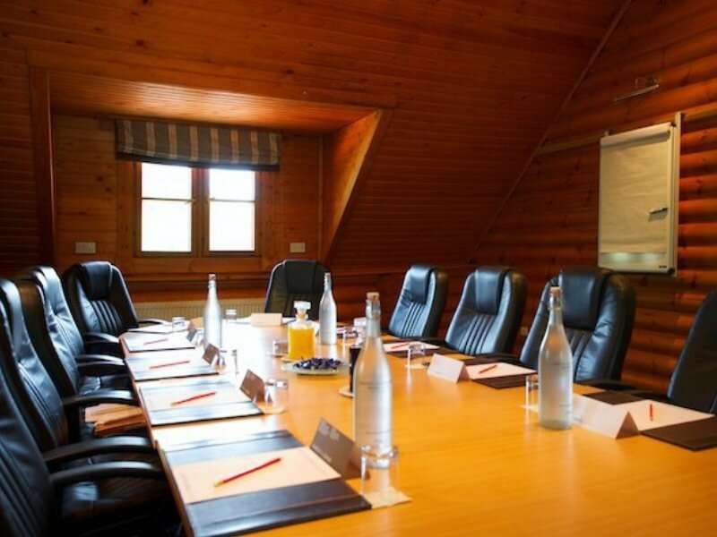 Фото Chevin Country Park Hotel & SPA