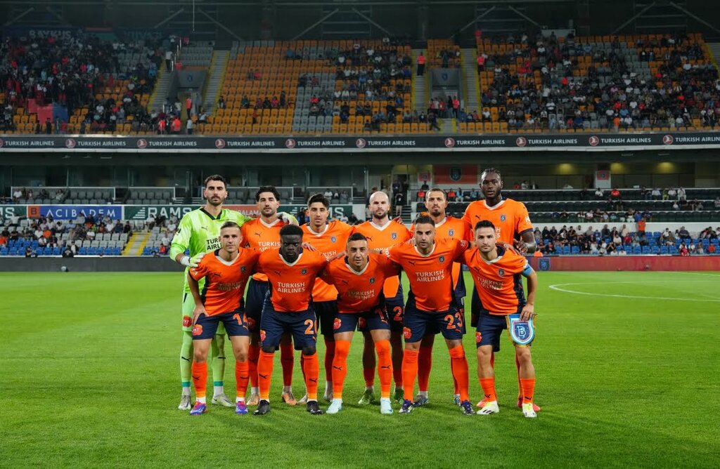 ملعب Istanbul Basaksehir Football Club Sports Facility ، اسطنبول، صورة