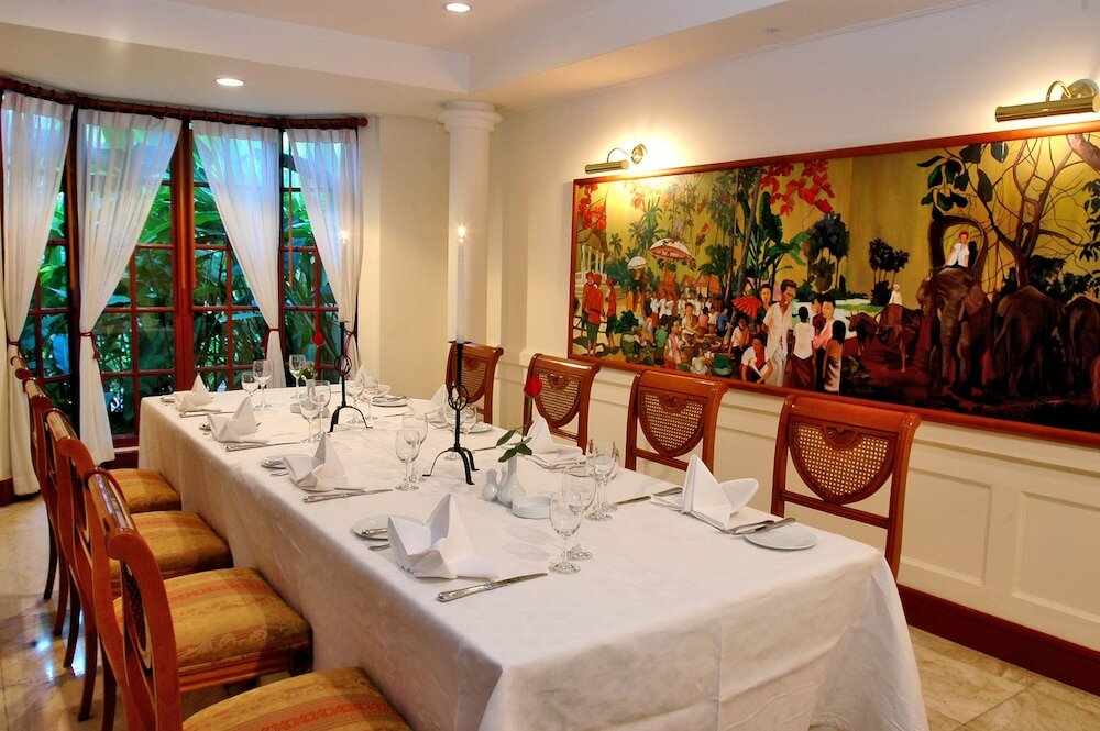 Фото Settha Palace Hotel