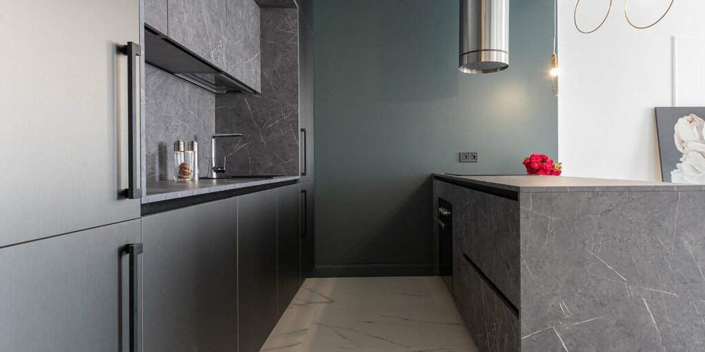 Hardware hypermarket Peramics Building Market, Izmit, photo