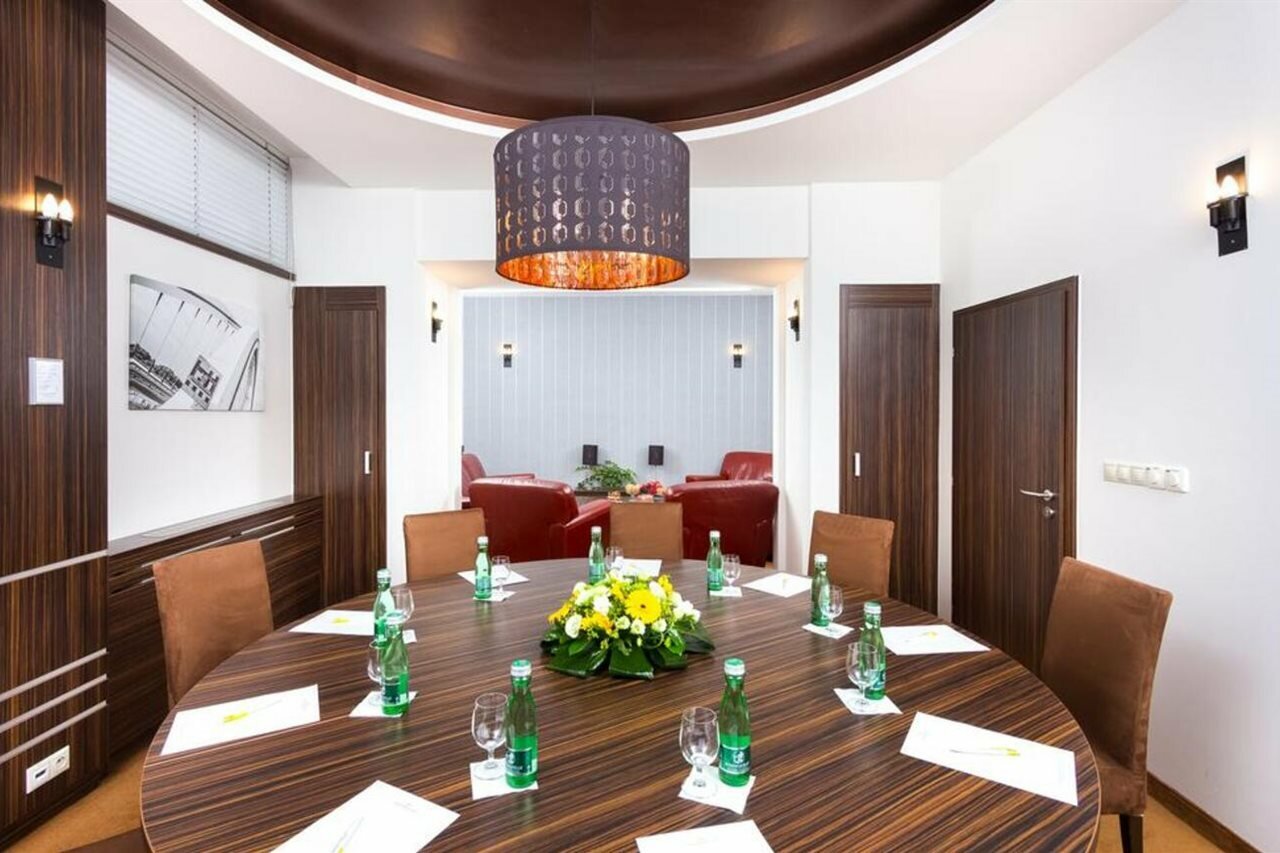 Фото Hotel Bratislava