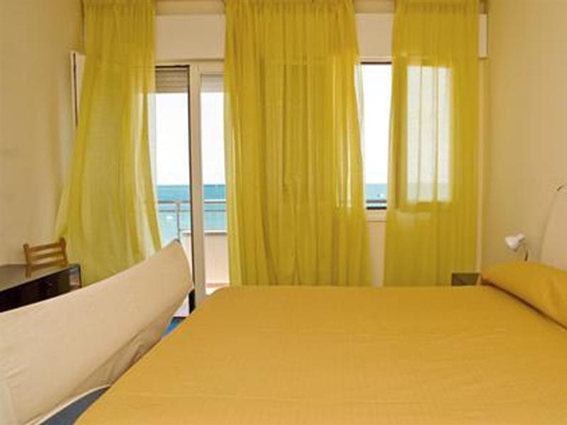 Фото Hotel Astor