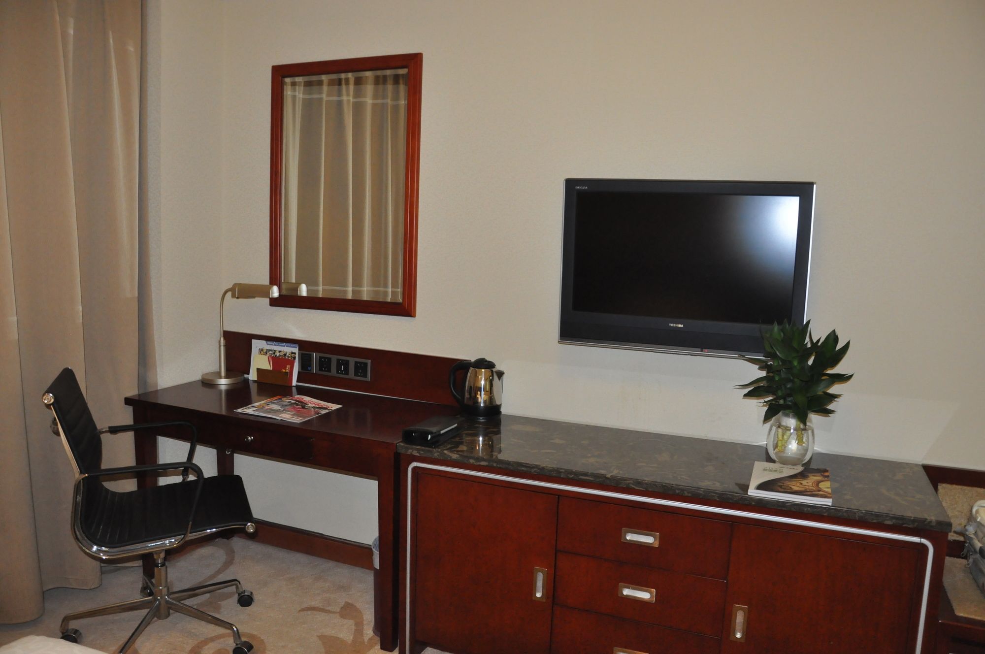 Фото Dalian Kerren Hotel