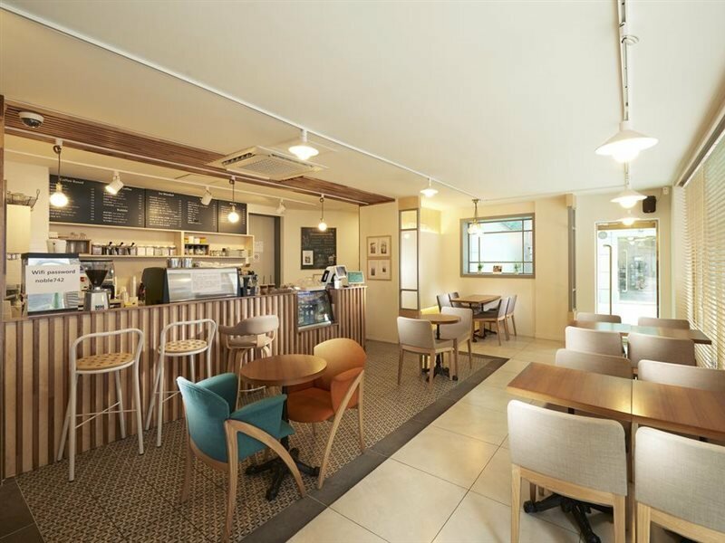 Фото Noble Hotel