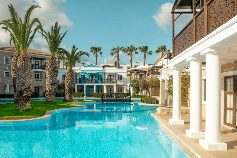 Гостиница Mitsis Royal Mare в Аниссарасе