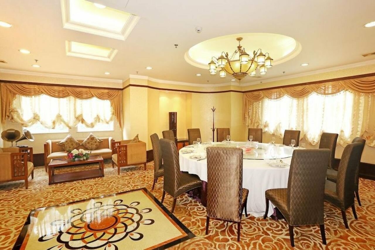 Фото Grand Palace Hotel 