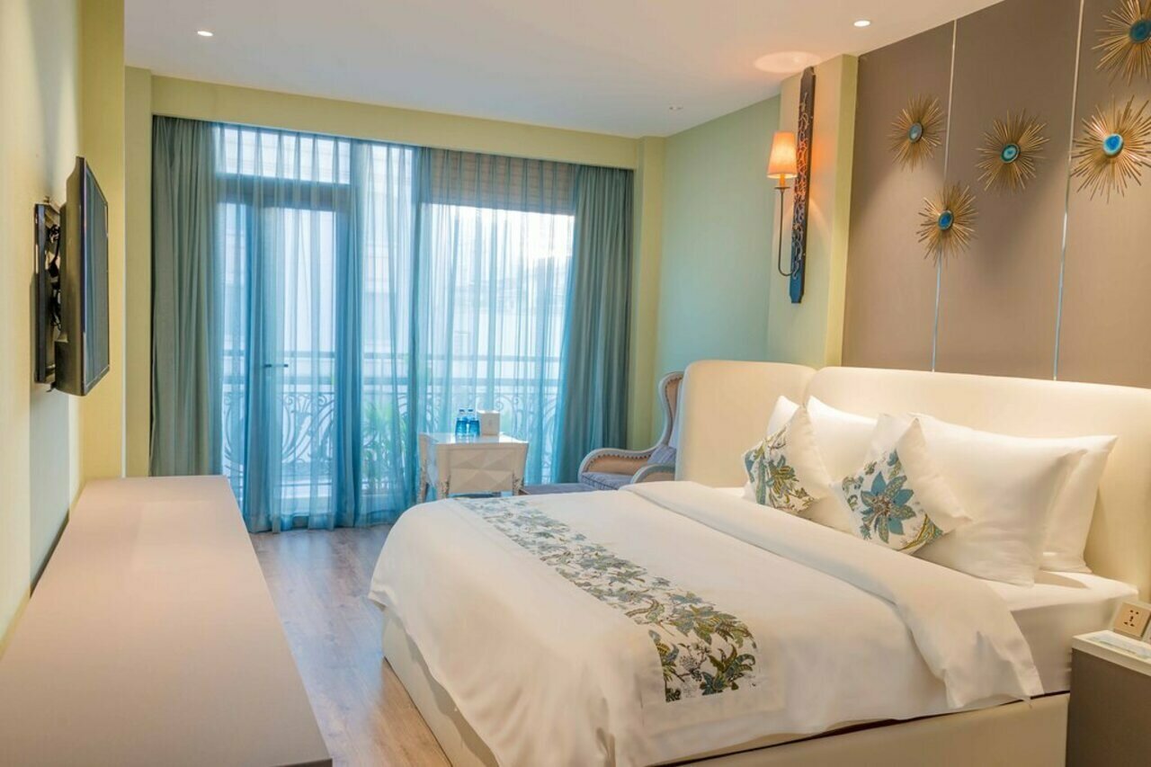 Фото A&em Saigon Hotel