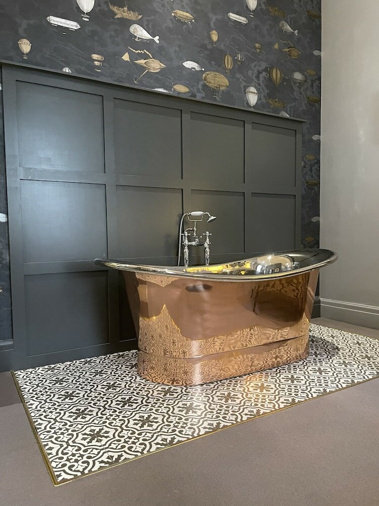 Фото The Churchill Hotel